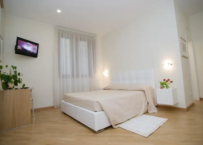 La Di Gino スルモナ